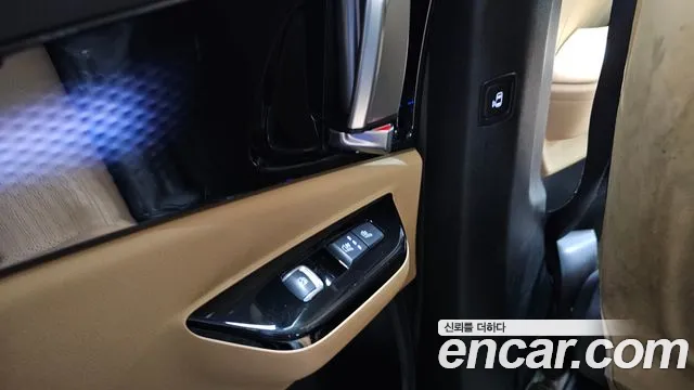 Kia Canival Carnival 4 поколение Дизель 9 мест Signature — Фото автомобиля 19