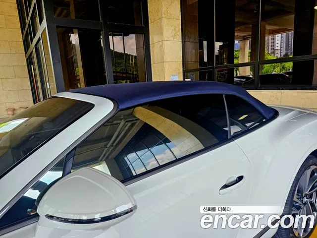 Bentley Continental — Фото автомобиля 7