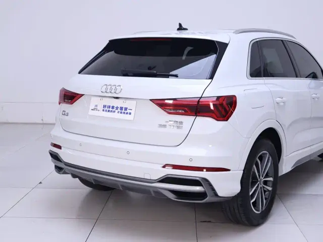 Audi Q3 — Фото автомобиля 8