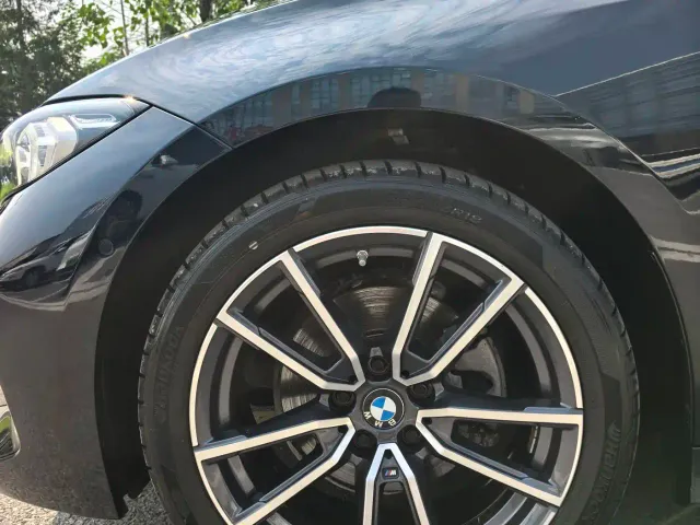 BMW 3 Series — Фото автомобиля 5