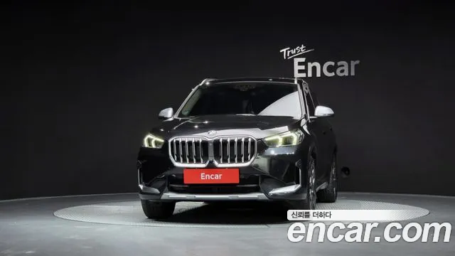 BMW X1 — Фото автомобиля 3