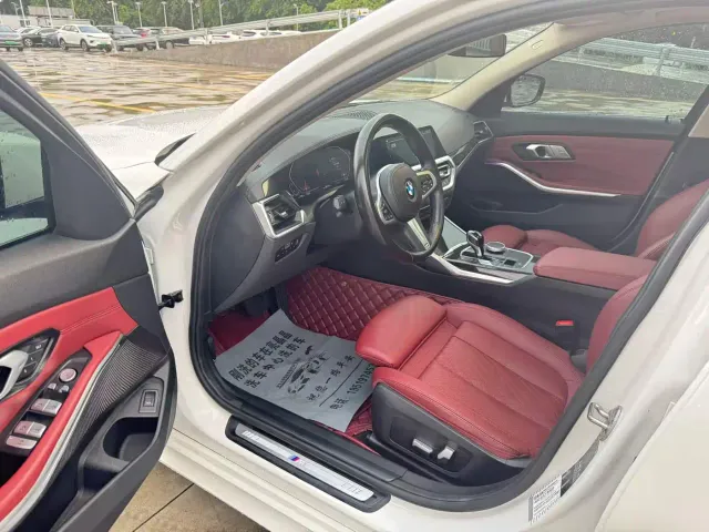 BMW 3 Series — Фото автомобиля 4