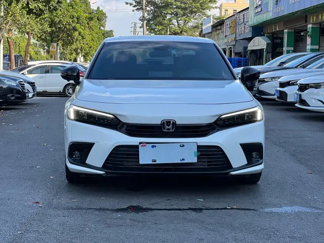 Honda Civic — Фото автомобиля 3