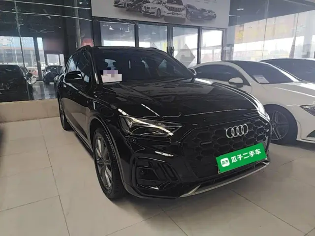 Audi Q5L — Фото автомобиля 3