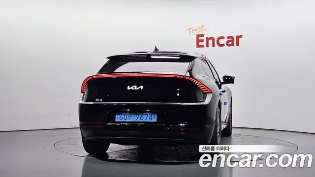 Kia EV6 — Фото автомобиля 4