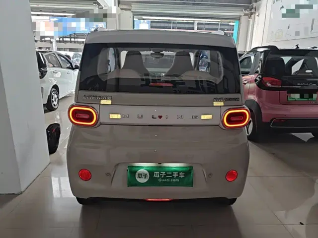 Wuling Motors Hongguang MINIEV 2024 Model 3rd Generation 170km — Фото автомобиля 5