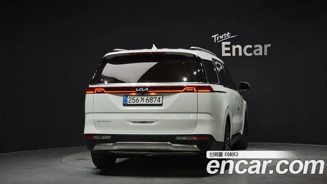 Kia Canival Carnival 4 поколение Дизель 9 мест Signature — Фото автомобиля 4