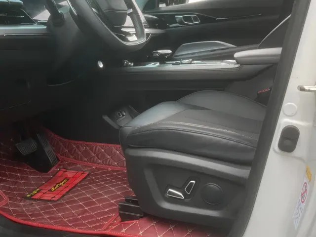 Changan Z6 — Фото автомобиля 4