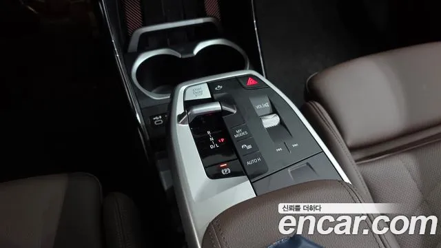 BMW X1 U11 — Фото автомобиля 12