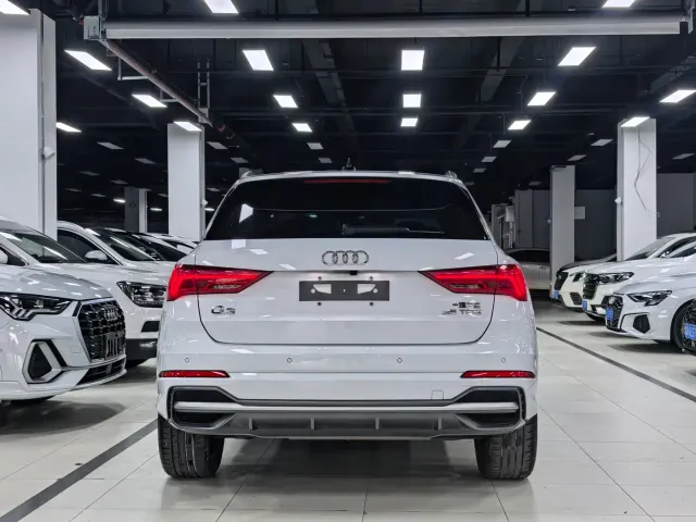 Audi Q3 — Фото автомобиля 25