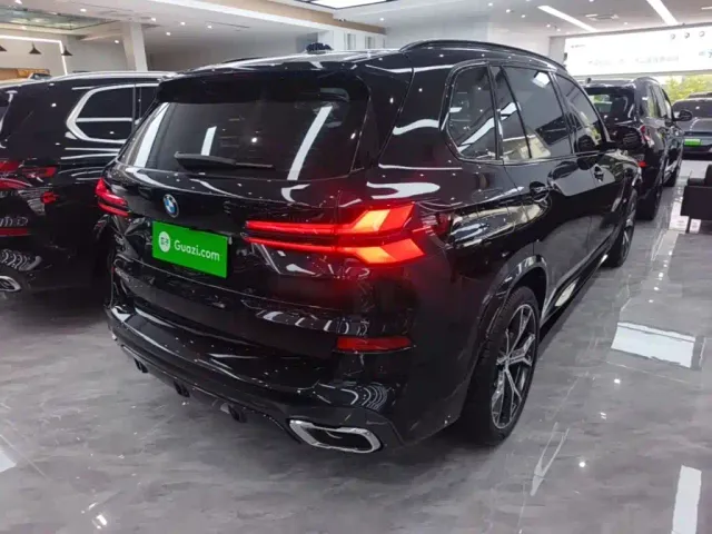 BMW X5 — Фото автомобиля 6