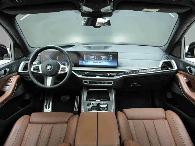 BMW X7 — Фото автомобиля 6