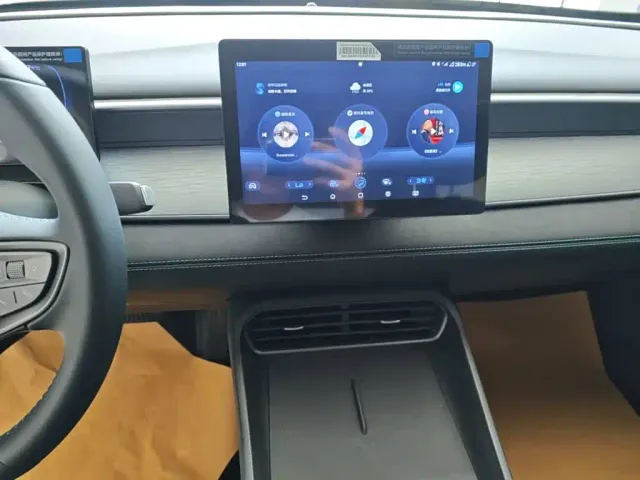 BYD Seal 05 DM-i — Фото автомобиля 12