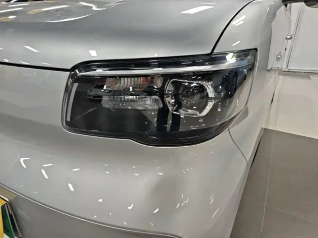 Wuling Zhiguang NEV — Фото автомобиля 23