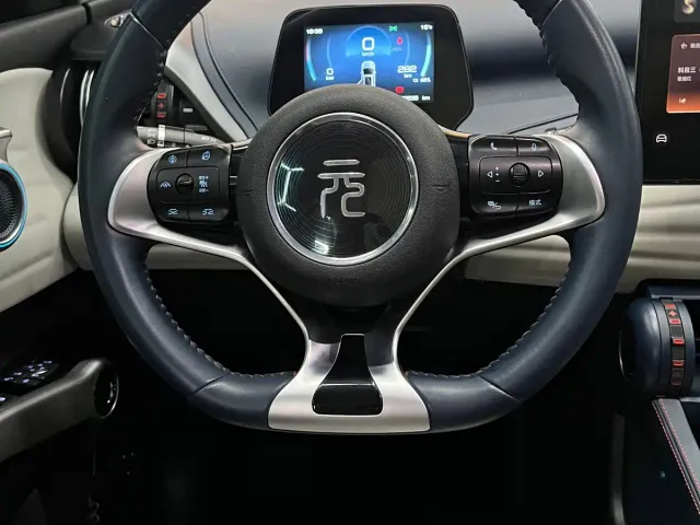 BYD Yuan PLUS — Фото автомобиля 5