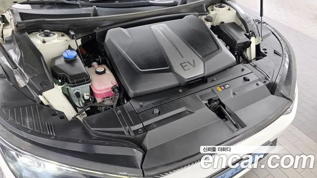 Kia EV6 — Фото автомобиля 6