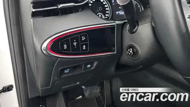Genesis GV70 2.2 Дизель 2WD — Фото автомобиля 18