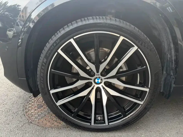 BMW X5 — Фото автомобиля 4