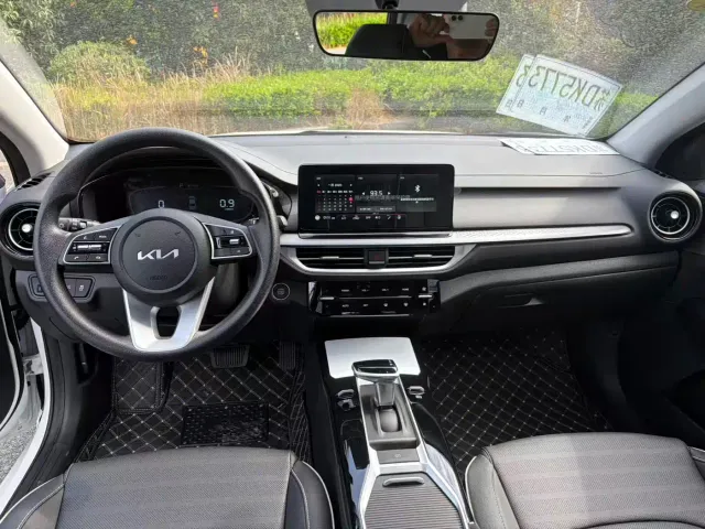 Kia K3 — Фото автомобиля 7