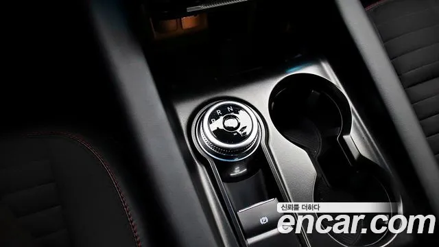 Ford Explorer — Фото автомобиля 13