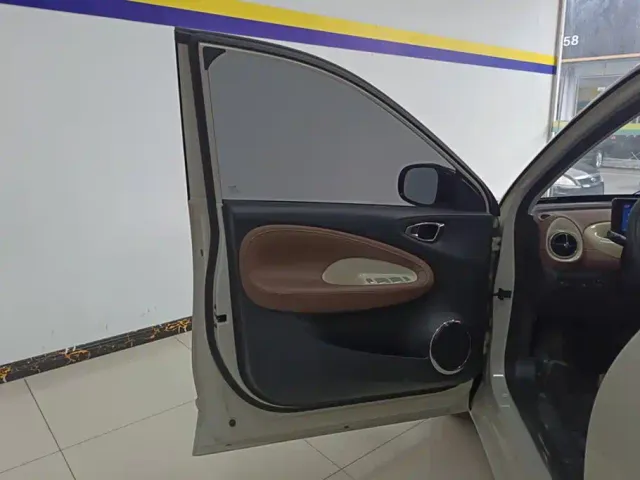Wuling Bingo — Фото автомобиля 7