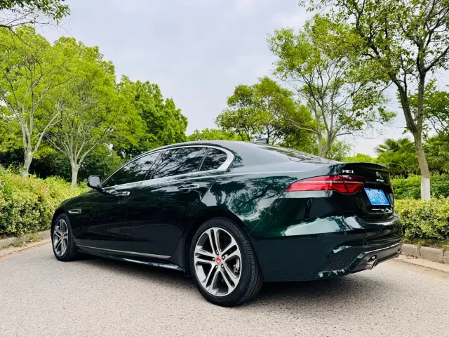 Jaguar XEL — Фото автомобиля 13