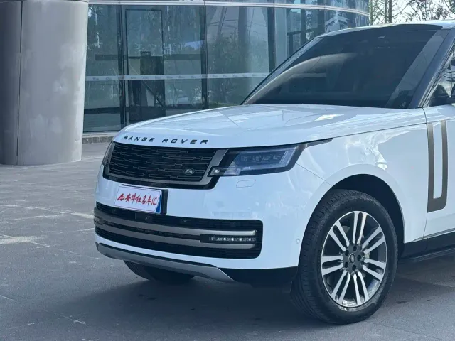 Land Rover Range Rover — Фото автомобиля 10