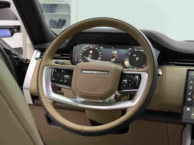 Land Rover Range Rover — Фото автомобиля 14