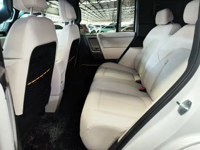 iCAR V23 — Фото автомобиля 16