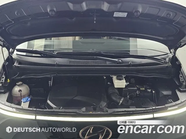 Hyundai Staria Staria 4WD Lounge 9 мест — Фото автомобиля 6