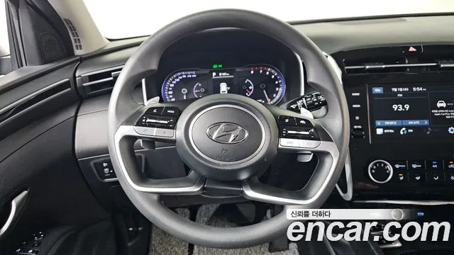 Hyundai Tucson Tucson (NX4) Бензин 1.6 турбо 2WD — Фото автомобиля 13