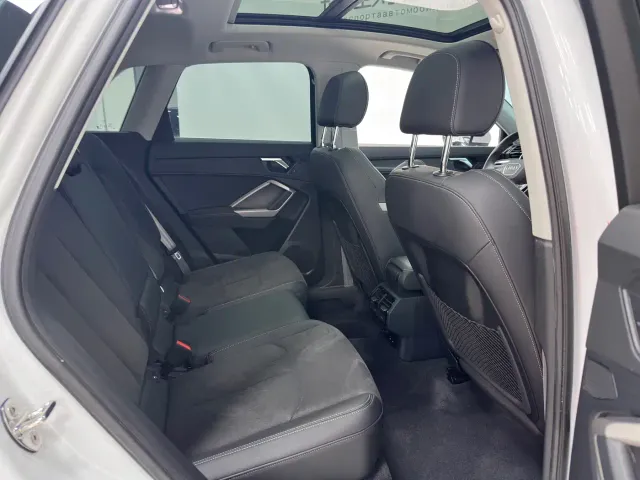 Audi Q3 — Фото автомобиля 11