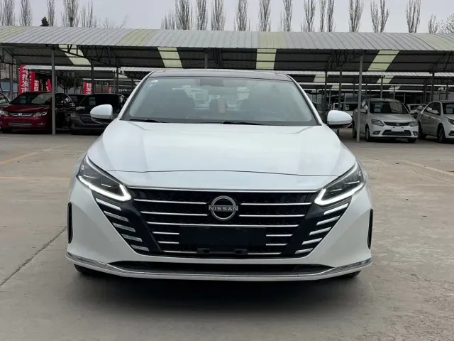 Nissan Teana — Фото автомобиля 2