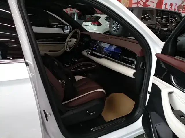 Geely Xingyue L — Фото автомобиля 24