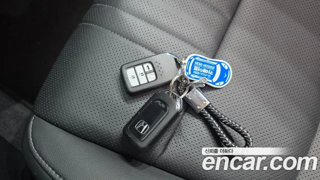 Honda Accord Accord 10 поколение 1.5 Turbo — Фото автомобиля 16
