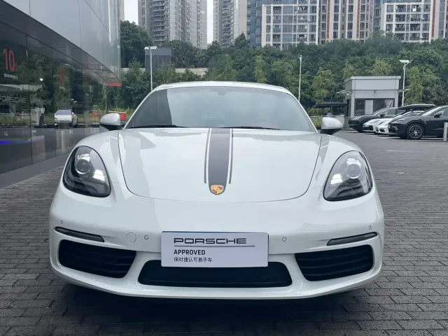 Porsche 718 — Фото автомобиля 3