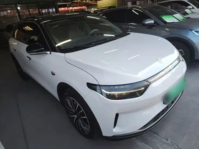 Leapmotor C11 — Фото автомобиля 3