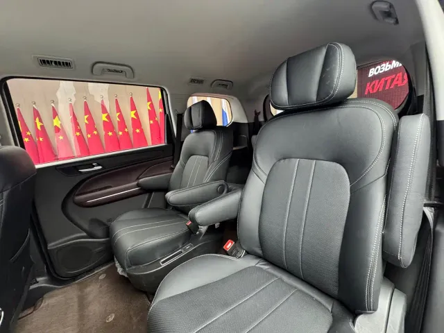 GAC Trumpchi M6 — Фото автомобиля 14