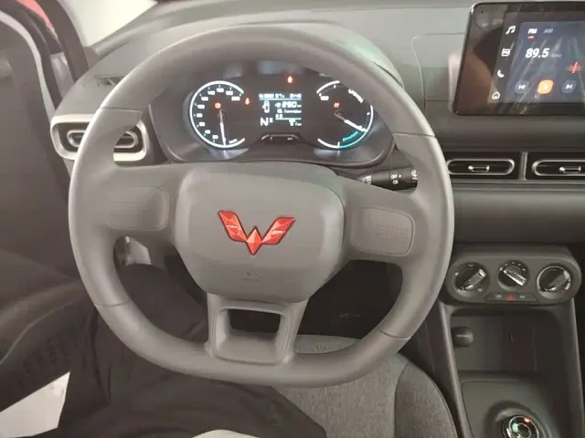Wuling Hongguang — Фото автомобиля 10