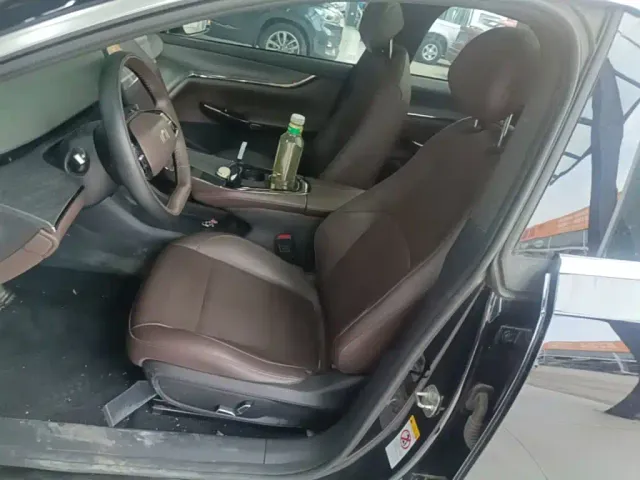 Changan Qiyuan A07 — Фото автомобиля 13