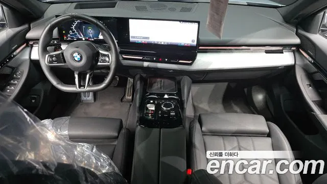 BMW 5 Series G60 — Фото автомобиля 6