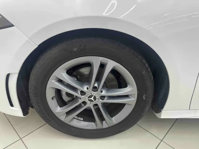 Mercedes-Benz Mercedes-Benz A-Class 2022 A 180 L Sport Sedan — Фото автомобиля 17