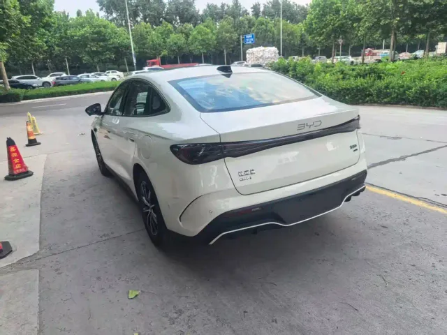 BYD Seal 06 — Фото автомобиля 6