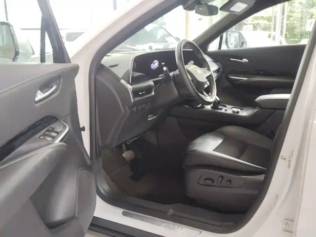 Cadillac XT4 — Фото автомобиля 15