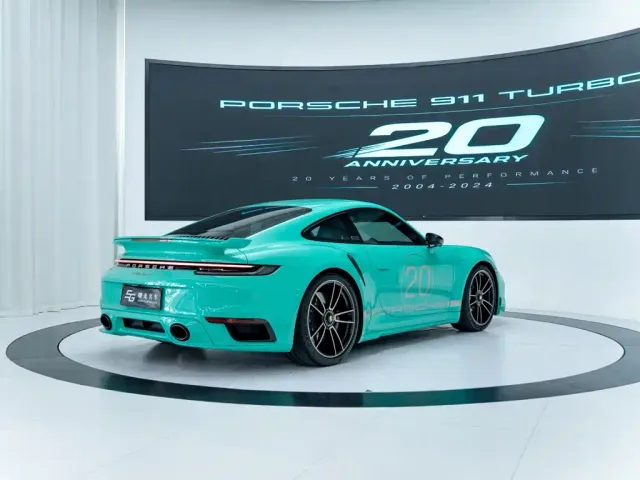 Porsche 911 — Фото автомобиля 4