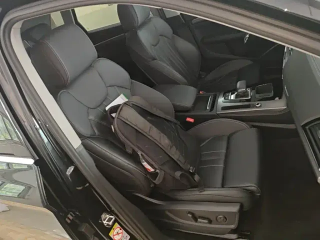 Audi Q5L — Фото автомобиля 24