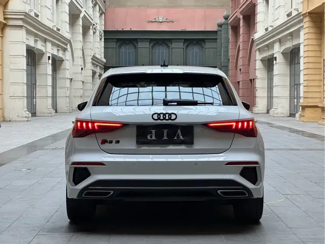 Audi A3 — Фото автомобиля 4