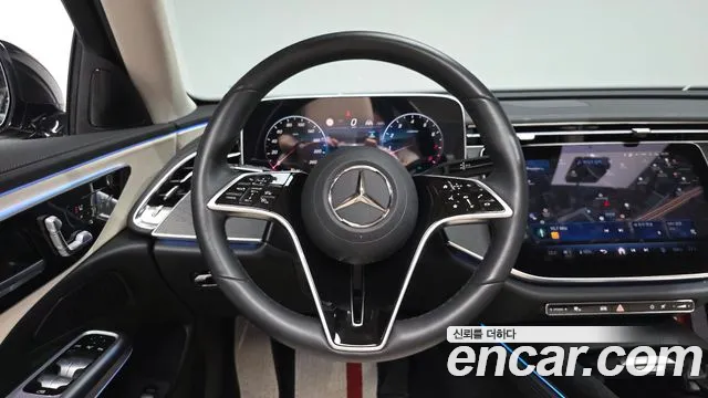 Mercedes-Benz E-Class W214 — Фото автомобиля 12
