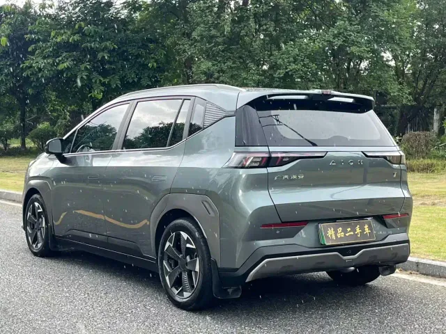 GAC Aion Y — Фото автомобиля 12