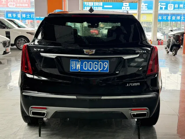 Cadillac XT5 — Фото автомобиля 14